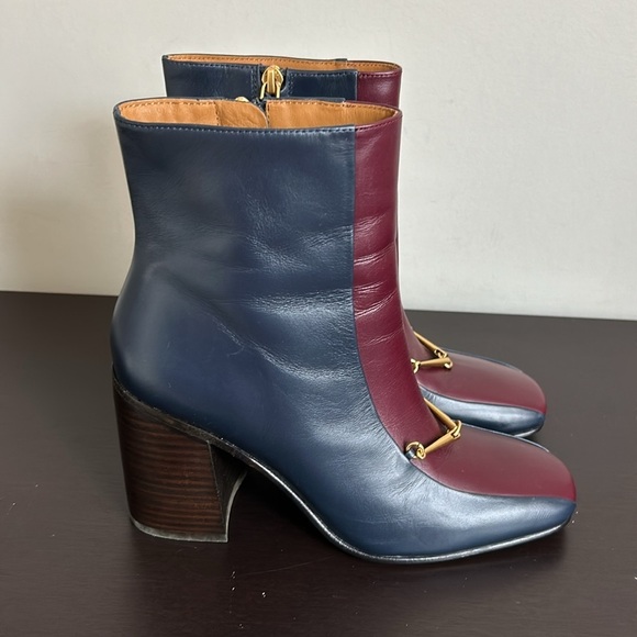 Tory Burch Equestrian Link Horse bit Navy Burgundy Leather Ankle Booties Sz 7 - Picture 10 of 16